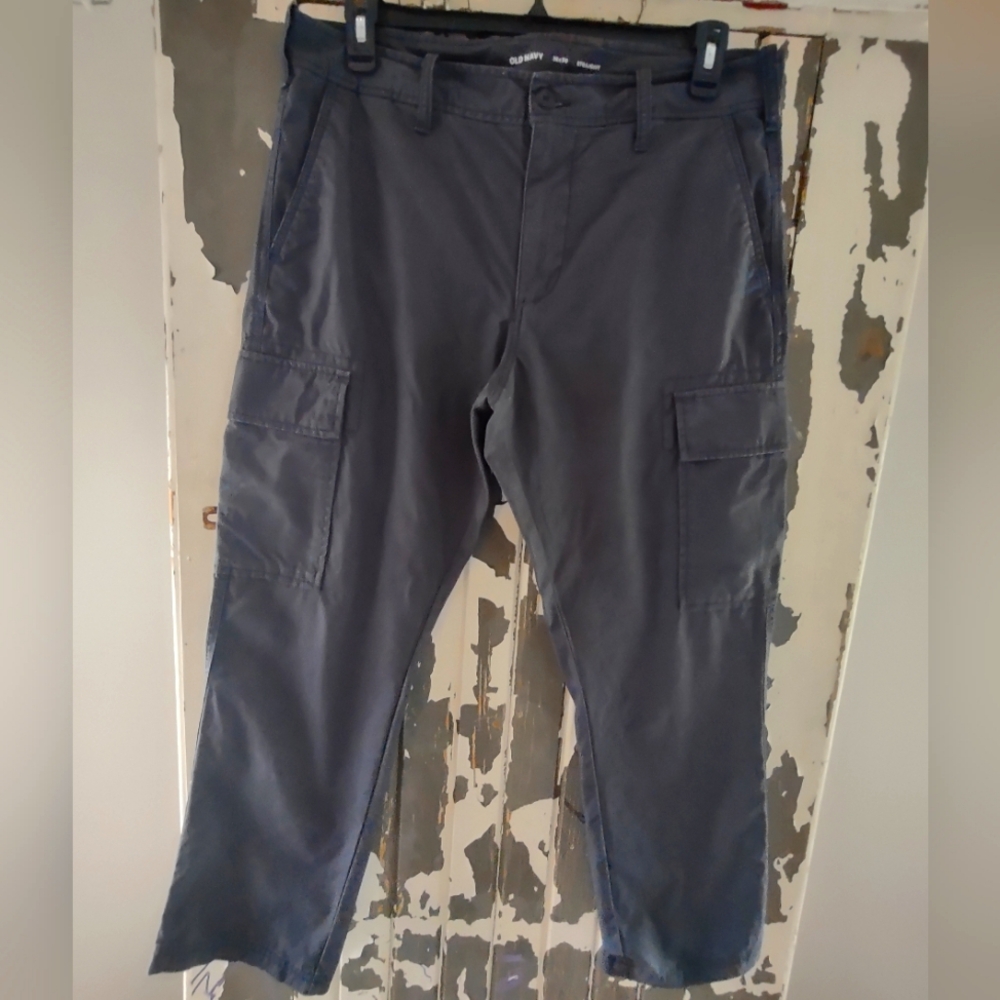 CARGO DARK GRAY 36X30 STRAIGHT OLD NAVY